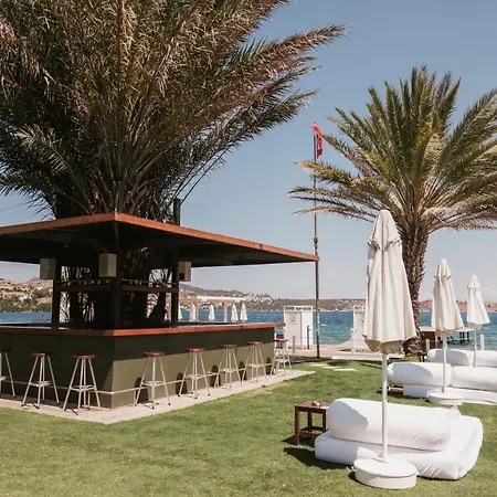 Flamm Hotel Golturkbuku